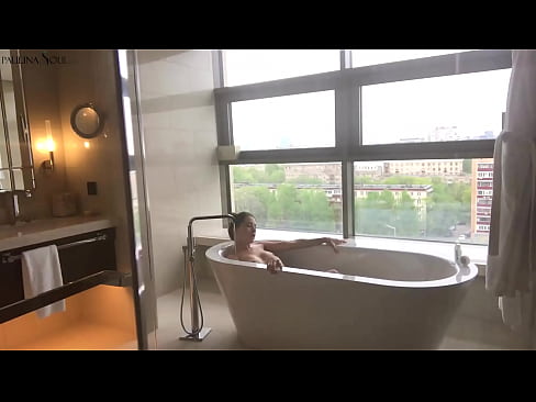 ❤️ Milzīgs skaistule kaislīgi trīc no viņas pussy vannas istabā ❤❌ Duršanās video pie lv.porn-mate.ru ❤